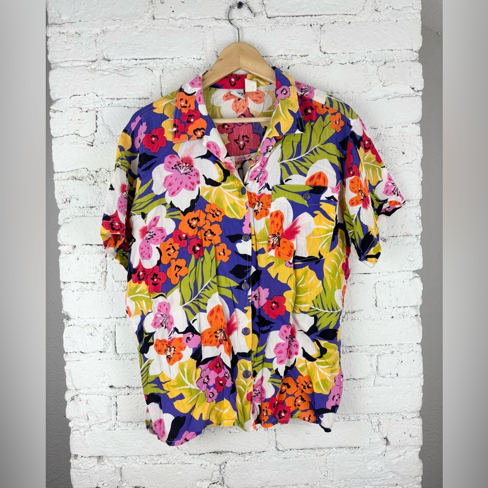 Vintage Colorful Basic Essentials Floral Button Down L